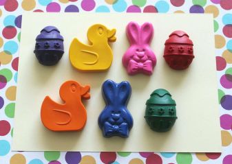 Easter gift crayons-Squiggle and Play Crayons